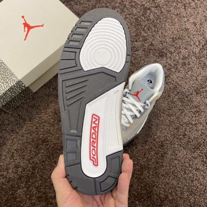 Air Jordan 3 Retro 'Cool Grey' 2021 - Image 7