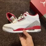 Air Jordan 3 Retro 'Fire Red' 2022 - Image 2
