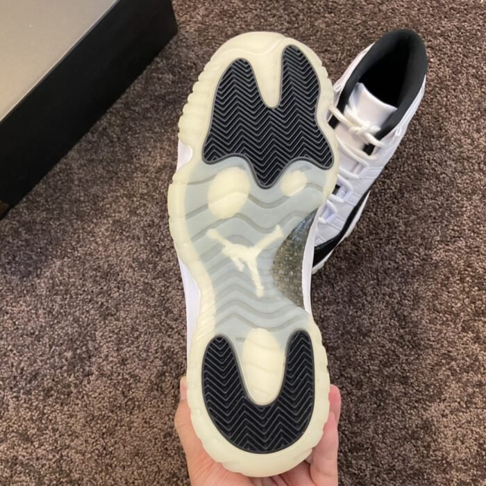Air Jordan 11 Retro 'Gratitude' - Image 7