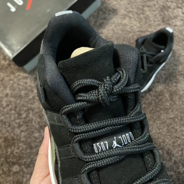 Air Jordan 11 Retro Low 'Barons' - Image 5