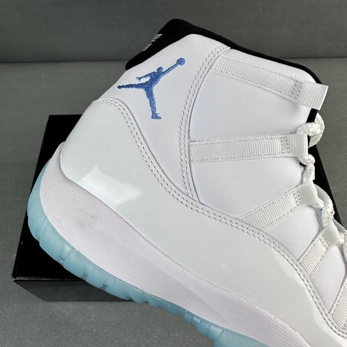 Air Jordan 11 Retro 'Legend Blue' - Image 6
