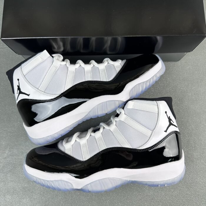 Air Jordan 11 Retro 'Concord' 2018 - Image 4