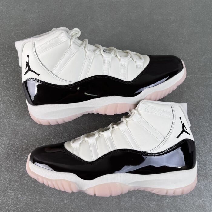 Wmns Air Jordan 11 Retro 'Neapolitan' - Image 5