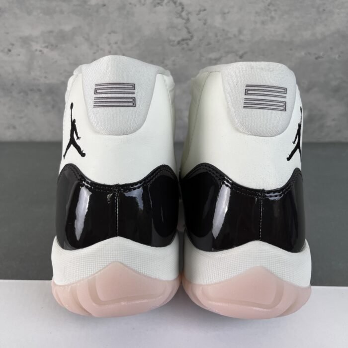 Wmns Air Jordan 11 Retro 'Neapolitan' - Image 7