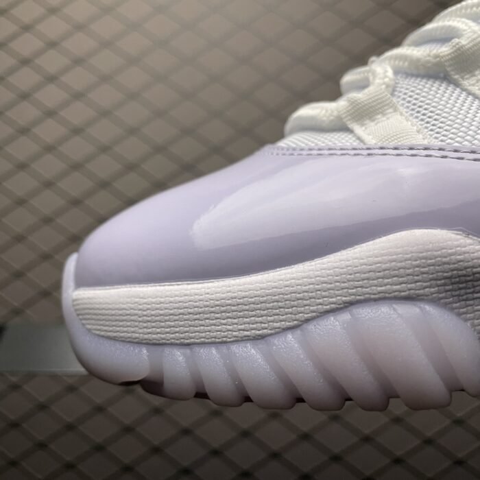 Wmns Air Jordan 11 Retro Low 'Pure Violet' - Image 4